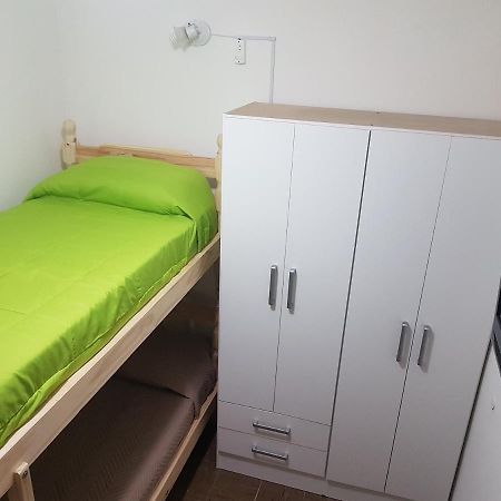 Habitacion Con Bano Privado Un Piso Por Escalera Буэнос-Айрес Экстерьер фото